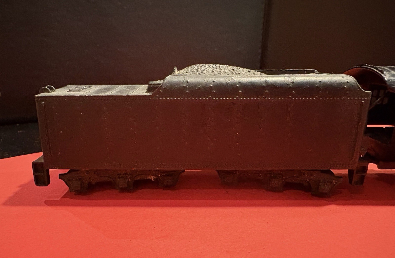 Vint. HO Gauge Black Diecast Unbranded Steam Locomotive 567 & Mantua Coal Tender