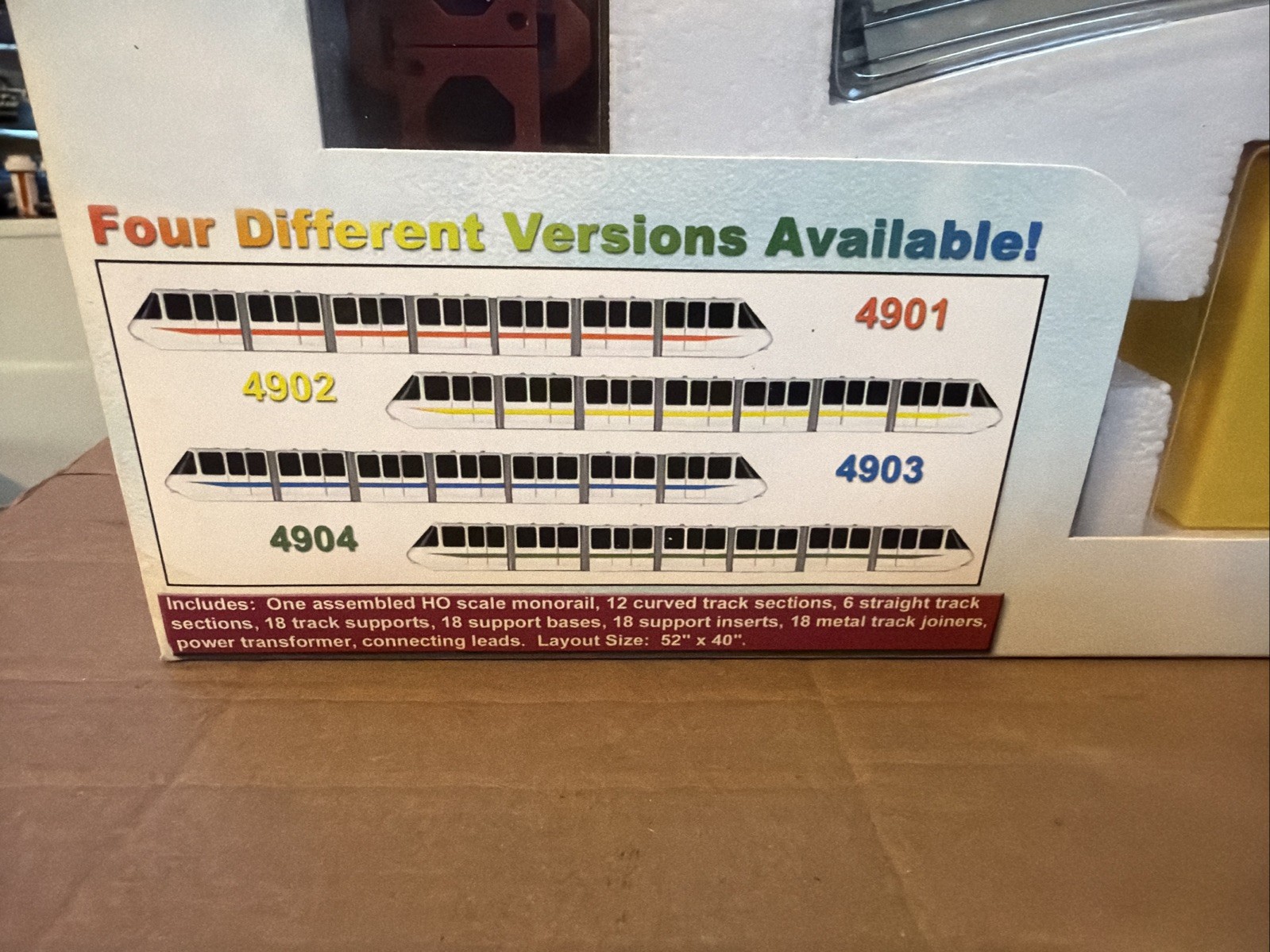 E-R Models Monorail Red Stripe #4901 HO Scale