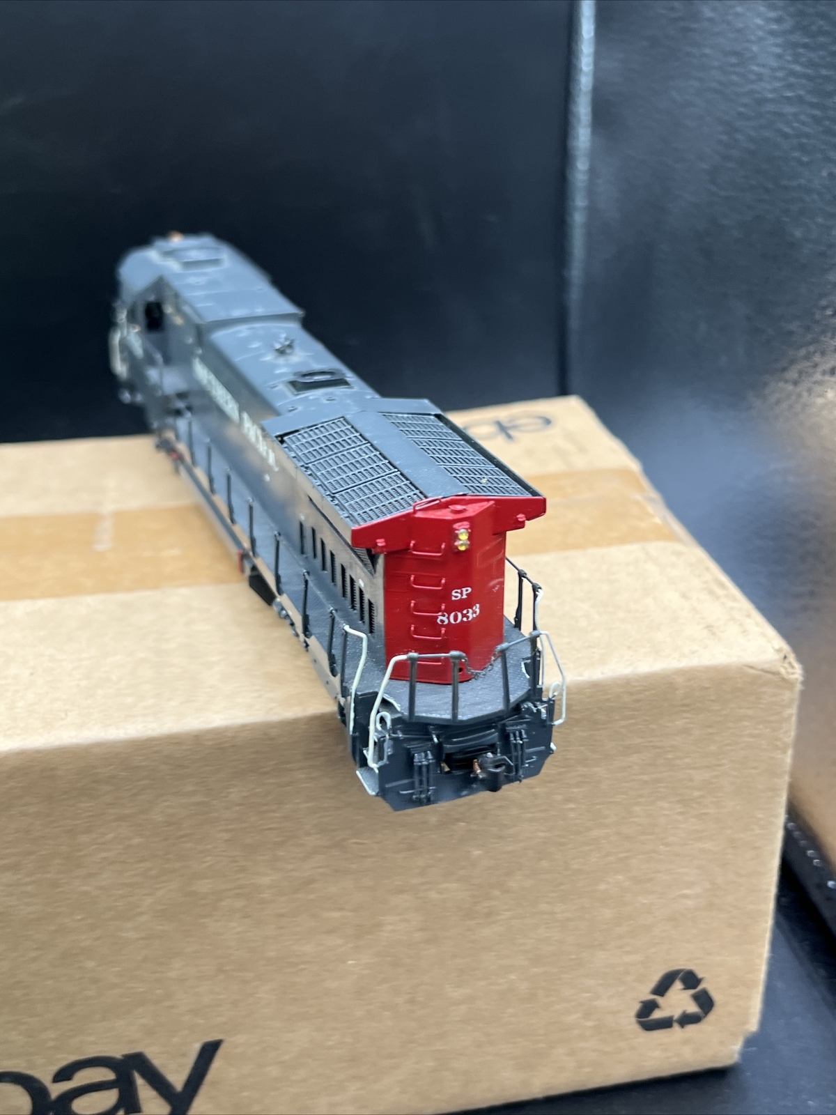 Overland Models HO Scale BRASS SP Dash 8 B39 Southern Pacific 8033 OMI-5134