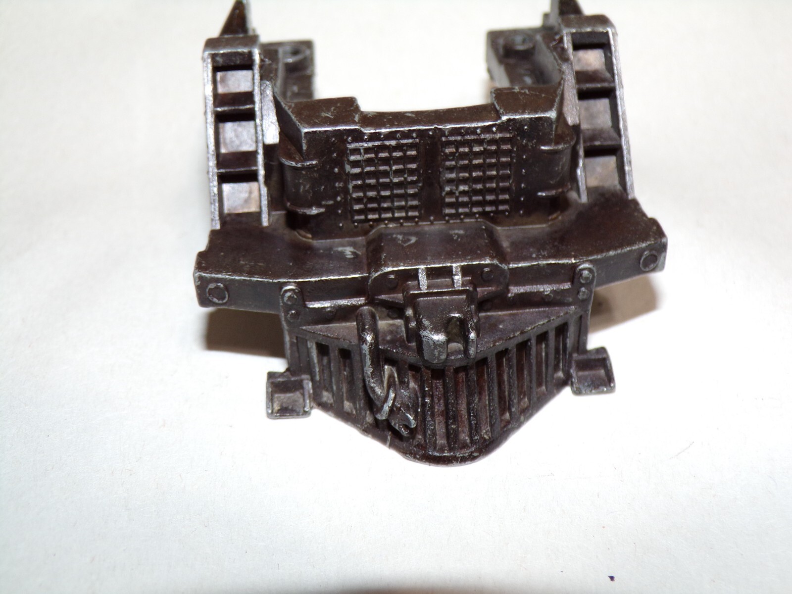 Lionel Original Vintage Part for Postwar 2029 Steam Chest Cowcatcher