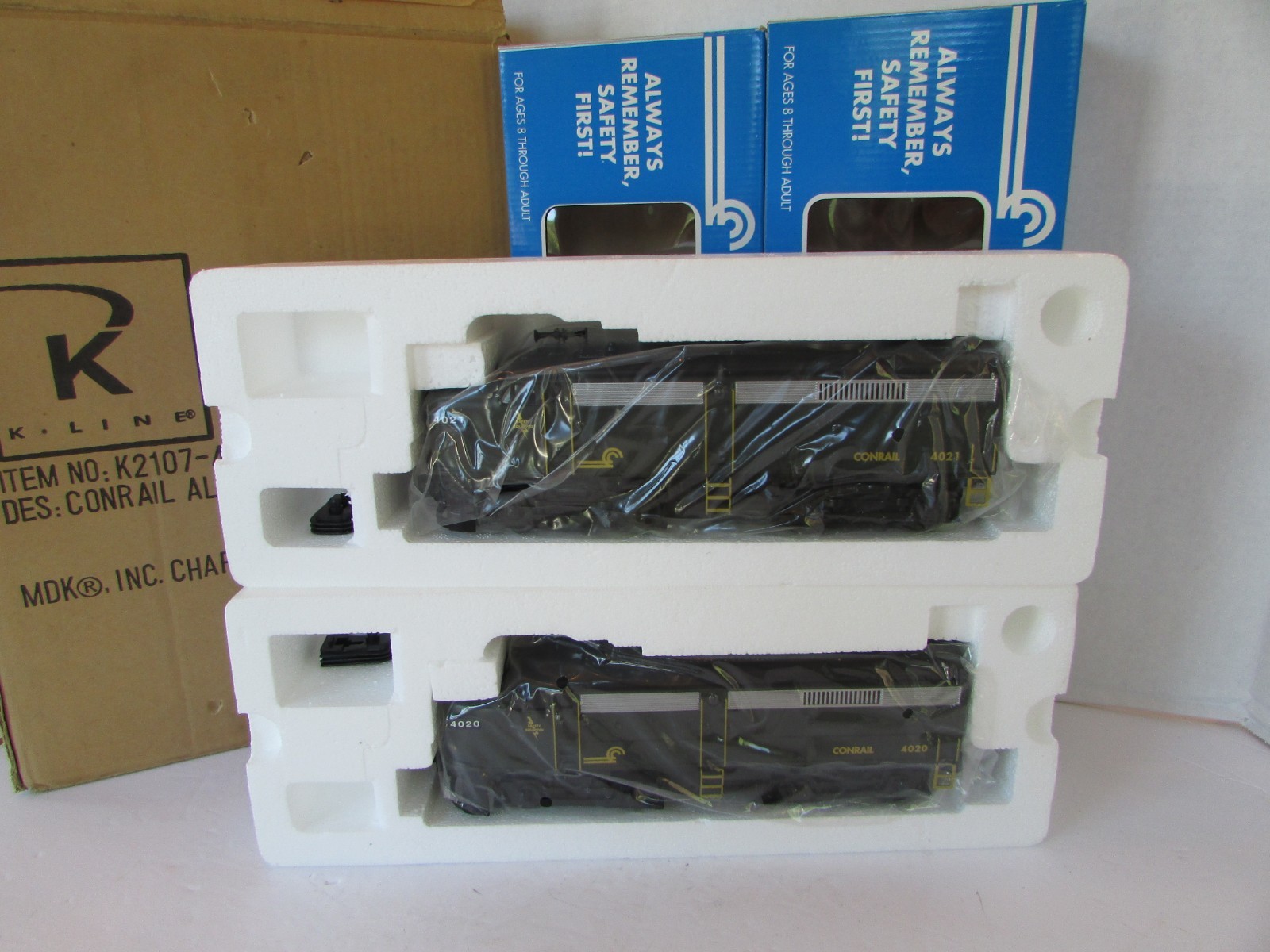 K2107-2020 & 4021 Conrail Alco AA Engines New Original Mailer B17