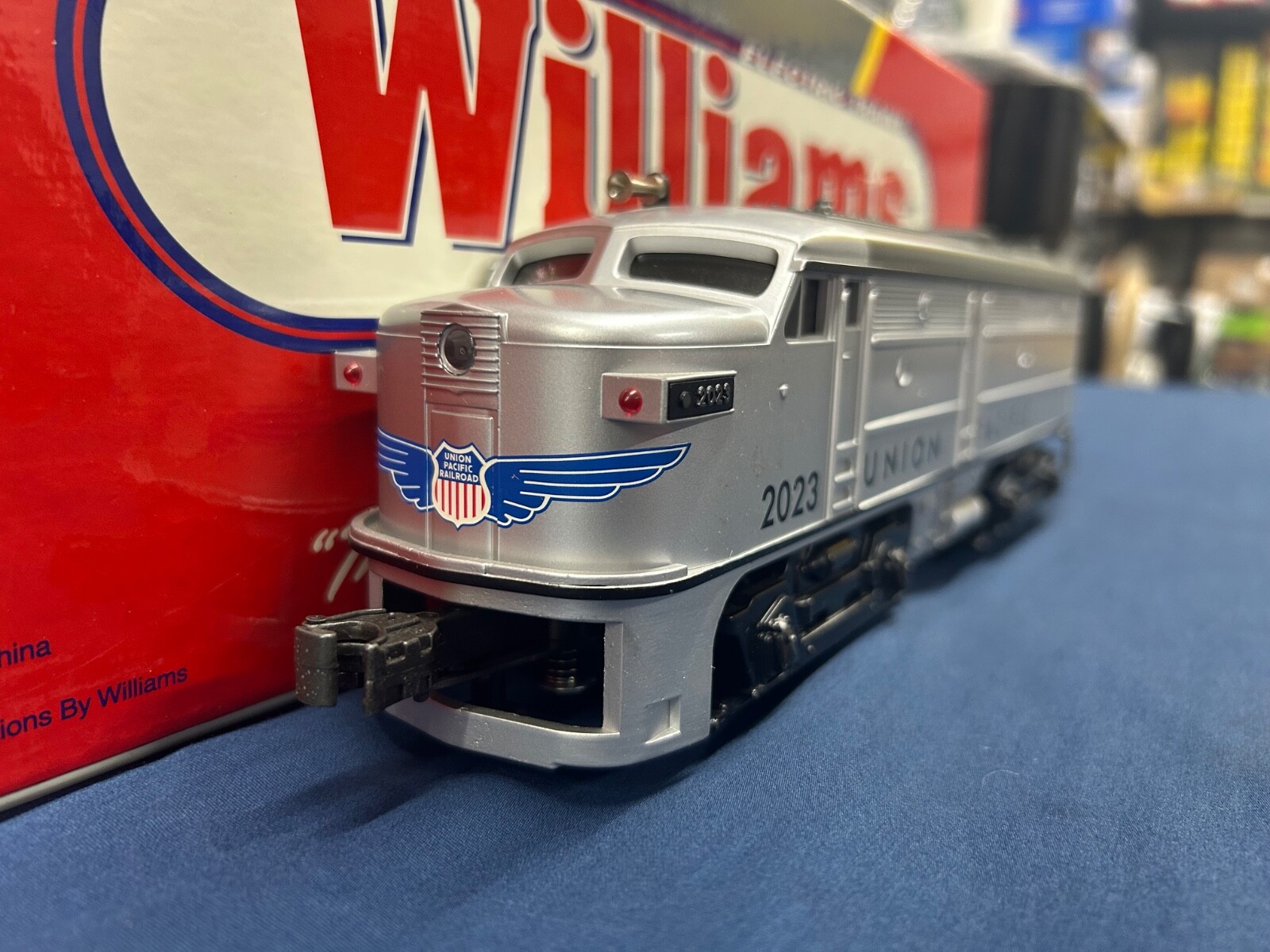 Williams Union Pacific (Silver) #2023 Alco AA Diesel Engine Set w/ True Blast 2