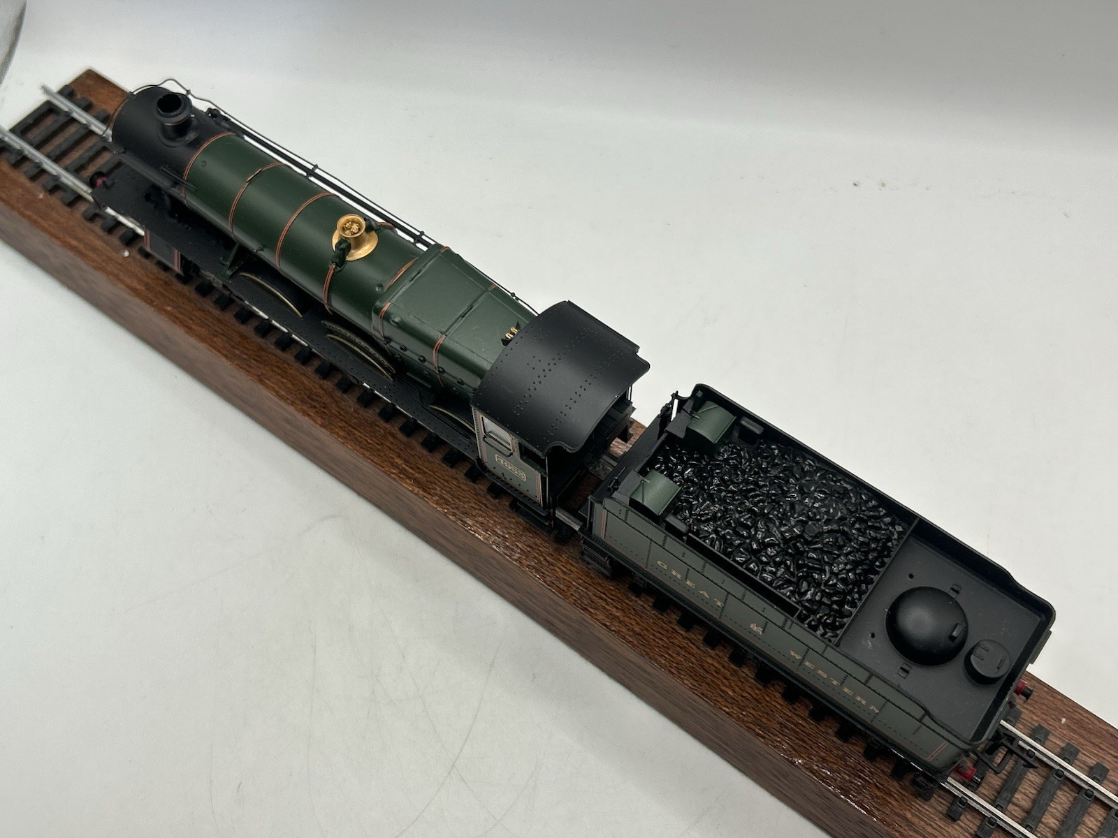 OO Bachmann 32-003Z GWR Hall Class 4-6-0 Locomotive ‘Pitchford Hall’ – EX BOXED