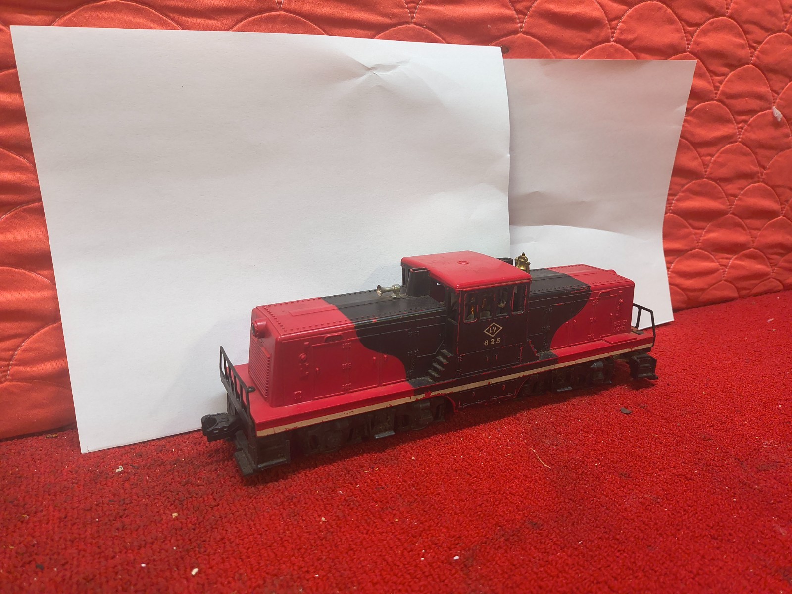 Used Lionel 625 Vintage Lehigh Valley Red & Black Diesel Switcher Good Cond