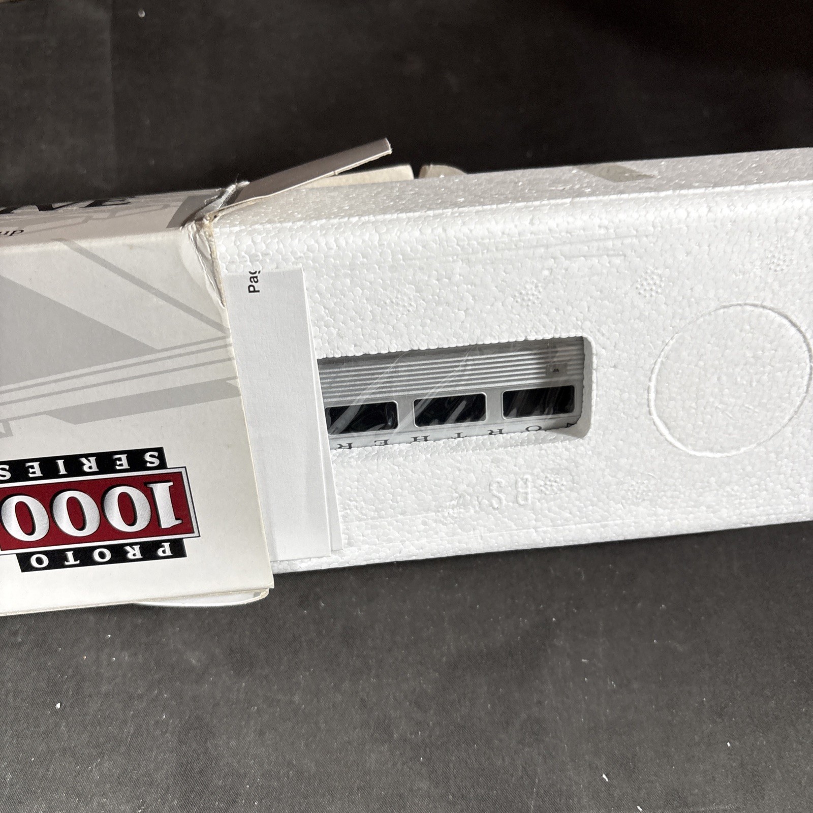 31245 PROTO 1000 RDC3 NORTHERN PACIFIC #B40 HO SCALE BUDD RDC LOCOMOTIVE NEW