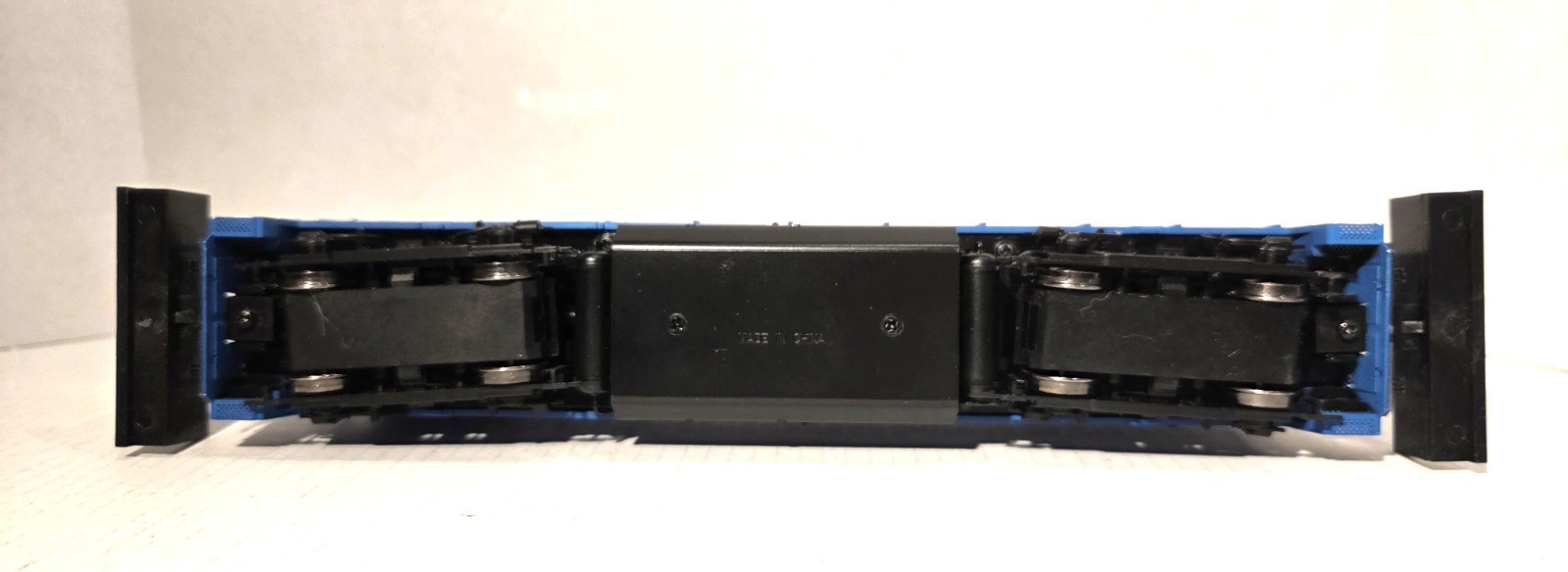 Walthers Proto 2000 HO GE U30B Conrail #2877 DC No Box Missing Air Horn
