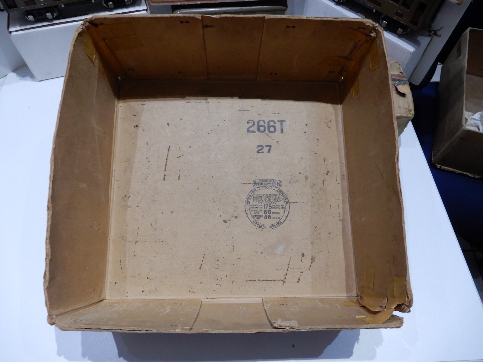 LIONEL Prewar 254 Mojave Engine w/2 610 pullmans & 612 Observation RUNS GREAT