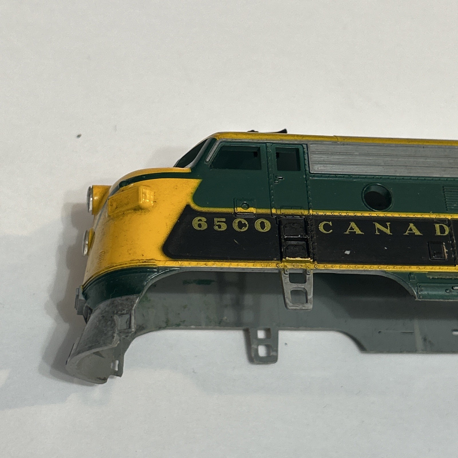 HO Scale Canadian National F7A Shell #6500 Vintage