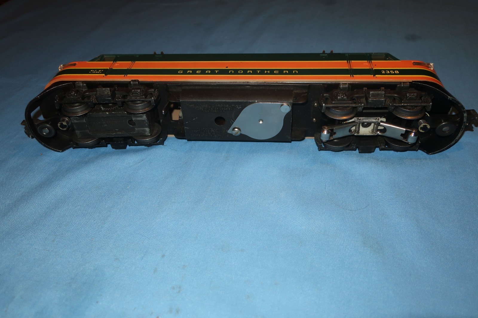 Lionel #2358 EP-5 Great Northern Electric Locomotive. Runs well. Restored