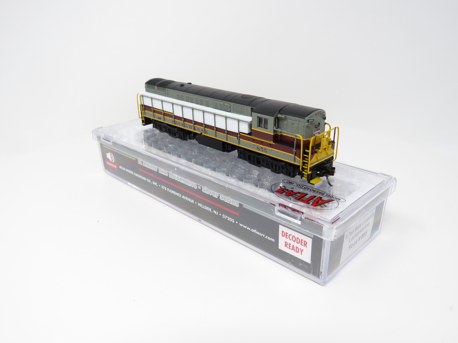 Atlas N 40005385 Lackawanna FM Train Master H24-66 Diesel Locomotive Freight
