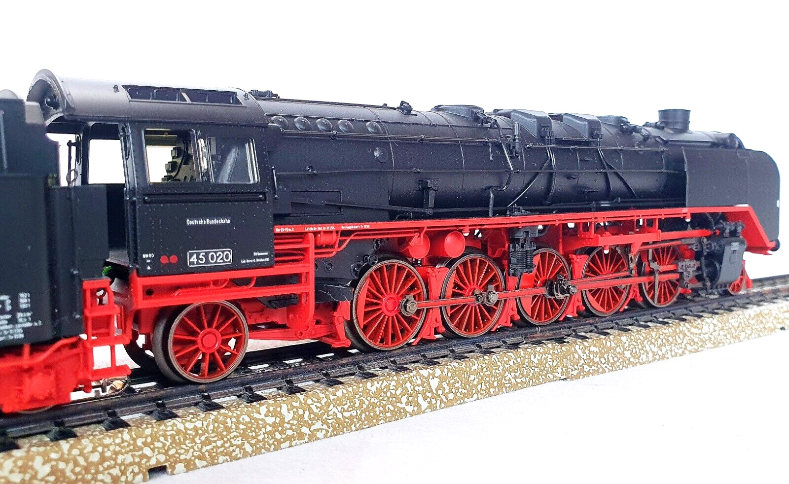 Marklin DIGITAL AC HO Deutsche Bundesbahn DB BR-45 STEAM LOCOMOTIVE + SMOKE MIB!