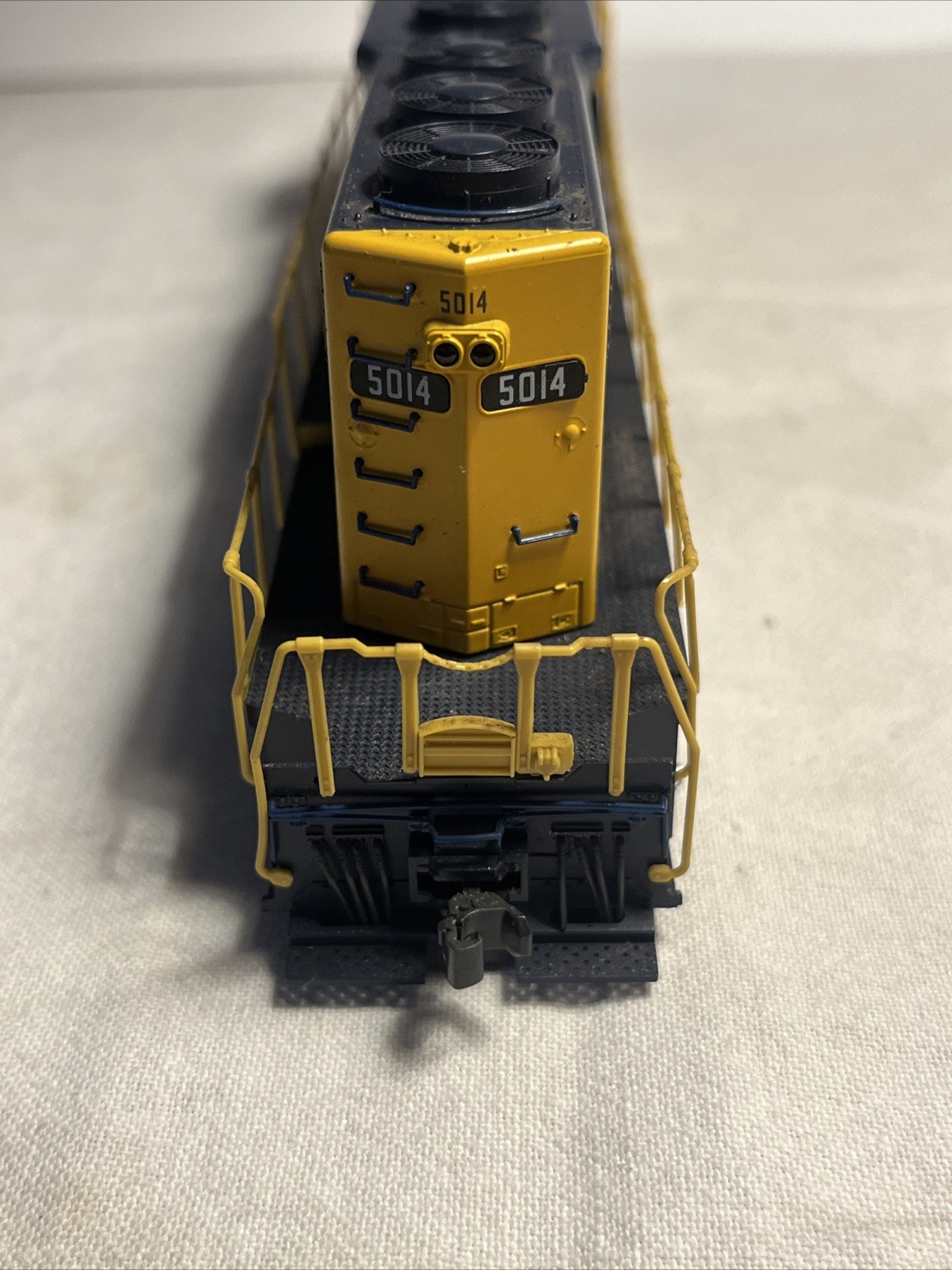 HO Scale Kato Santa Fe Sd40-2 #5014 DCC Ready READ DESCRIPTION