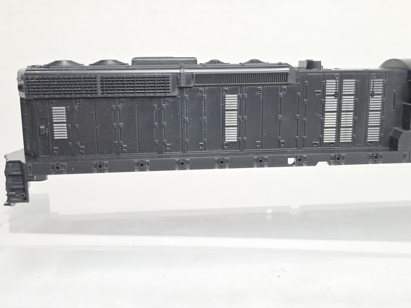 Shell Only* Atlas HO Scale SD24 Diesel Locomotive Undecorated LN Austria Roco(1)