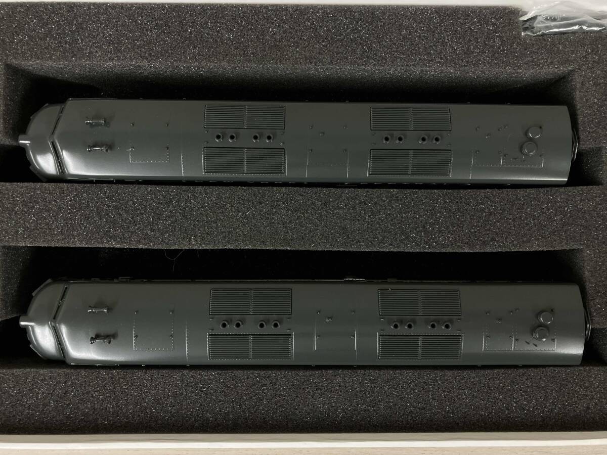 Challenger Imports New York Central EMD E7A E7A Locomotive Set HO Scale