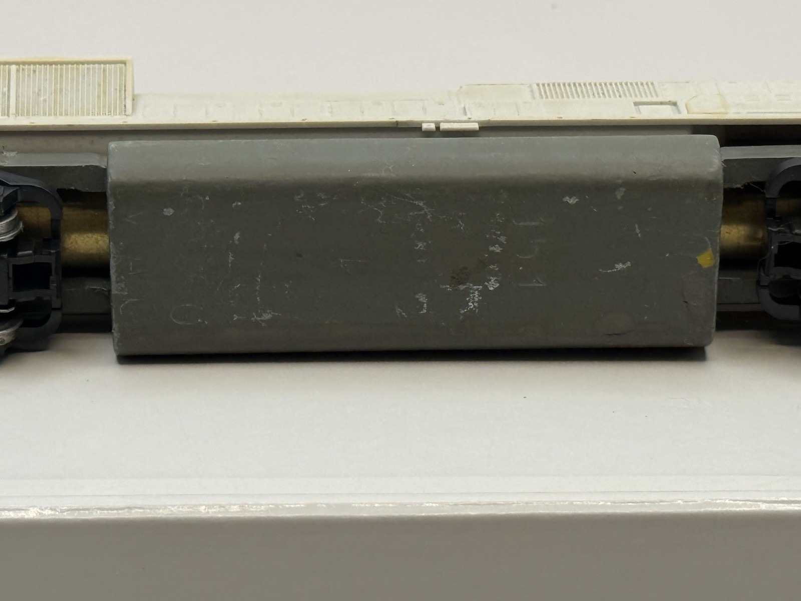 Rail Power HO Scale SD90MAC Undeclared Locomotive Shell And Chassis Kit 547