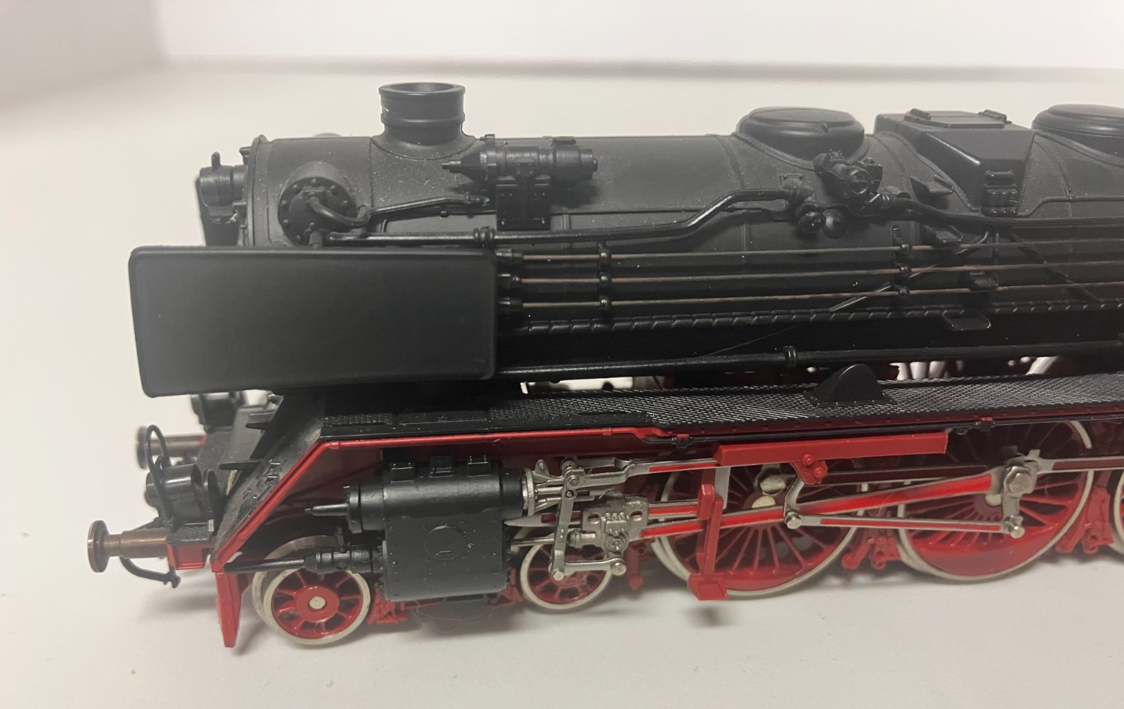 Roco 43242 H0 Steam Locomotive BR 01 202 of the DB & Tender Original Box MB