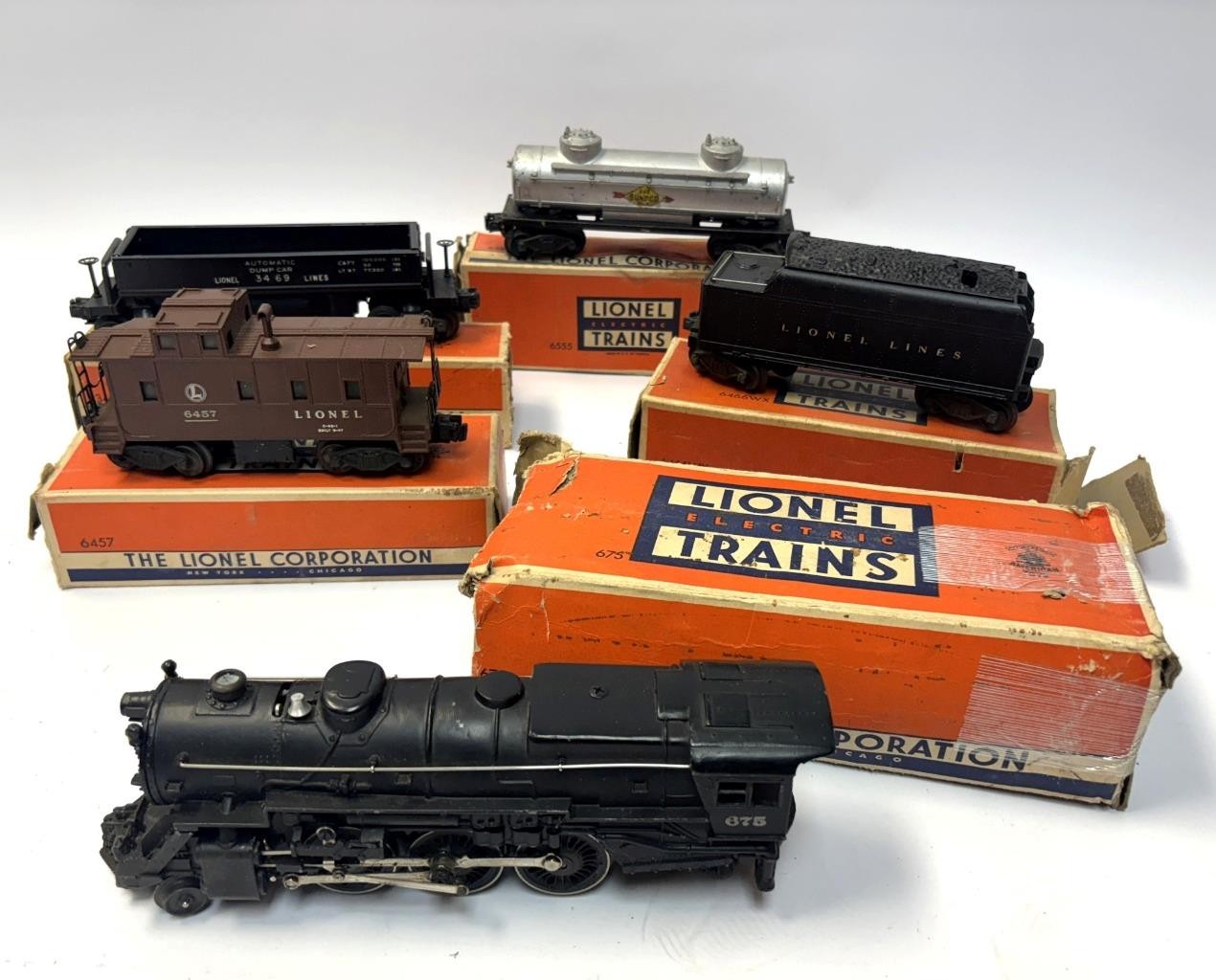 Vintage Lionel Train Set – 675 Locomotive, Whistle Tender & Freight Cars TESTED!