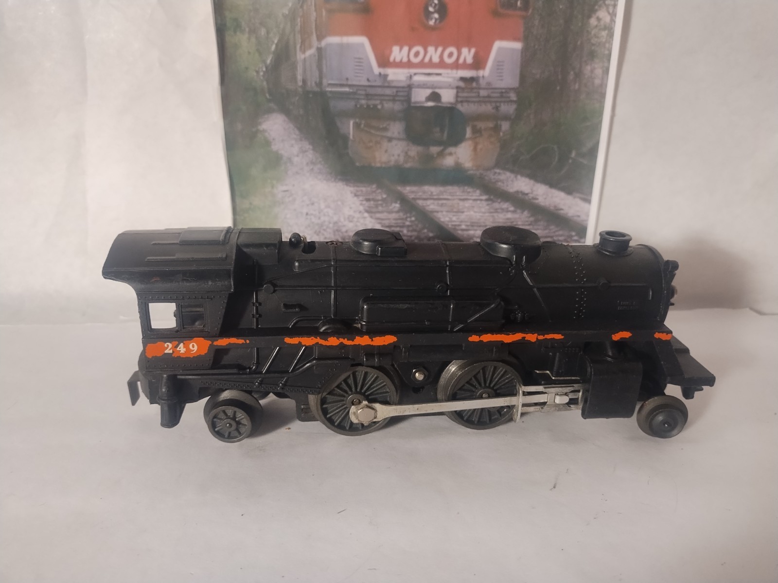 Lionel 249 Steam Engine Runs