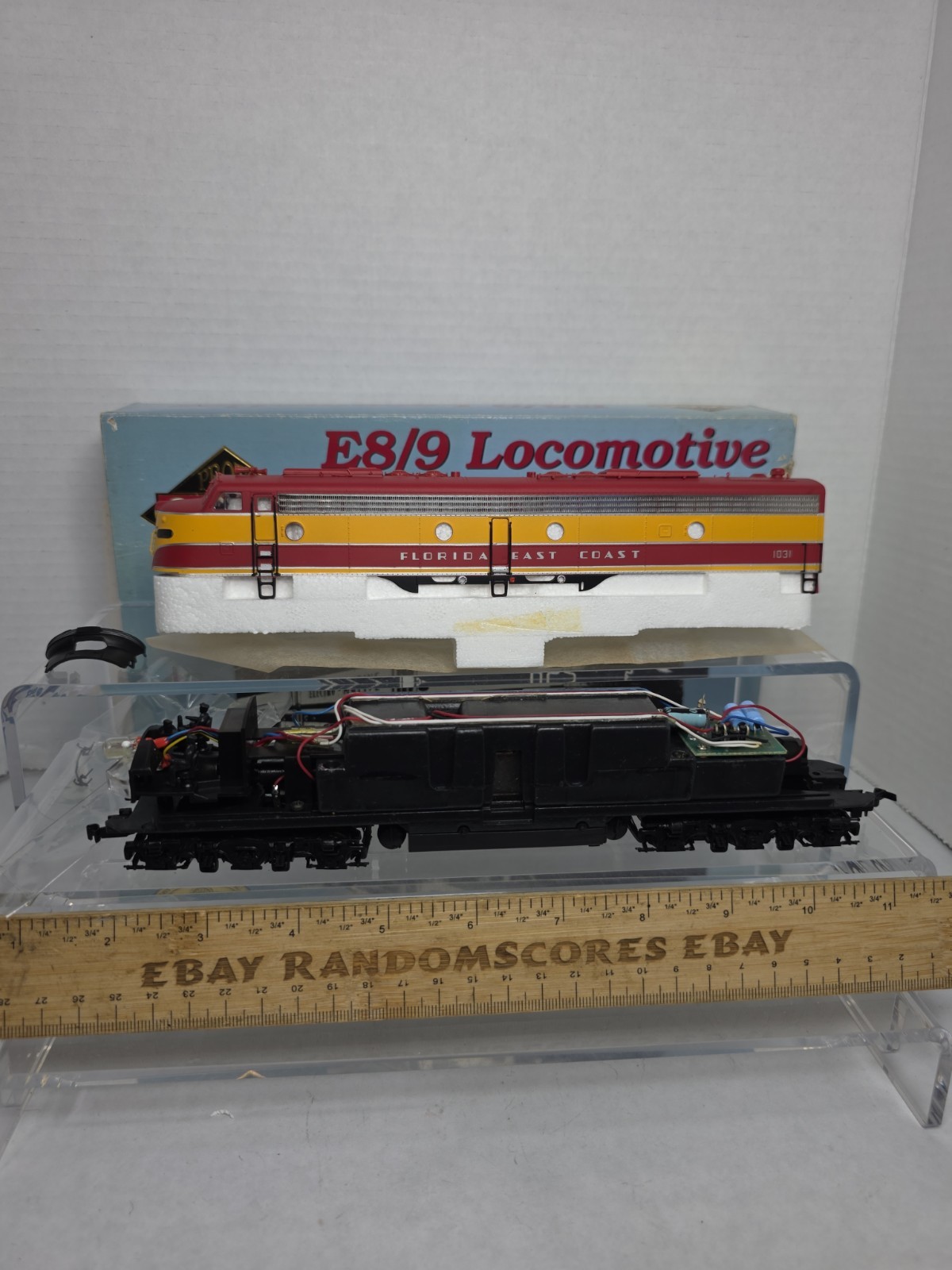 Proto 2000 HO 8710 Florida East Coast E8/E9 Diesel Loco FEC 1031 NOS Runs Smooth