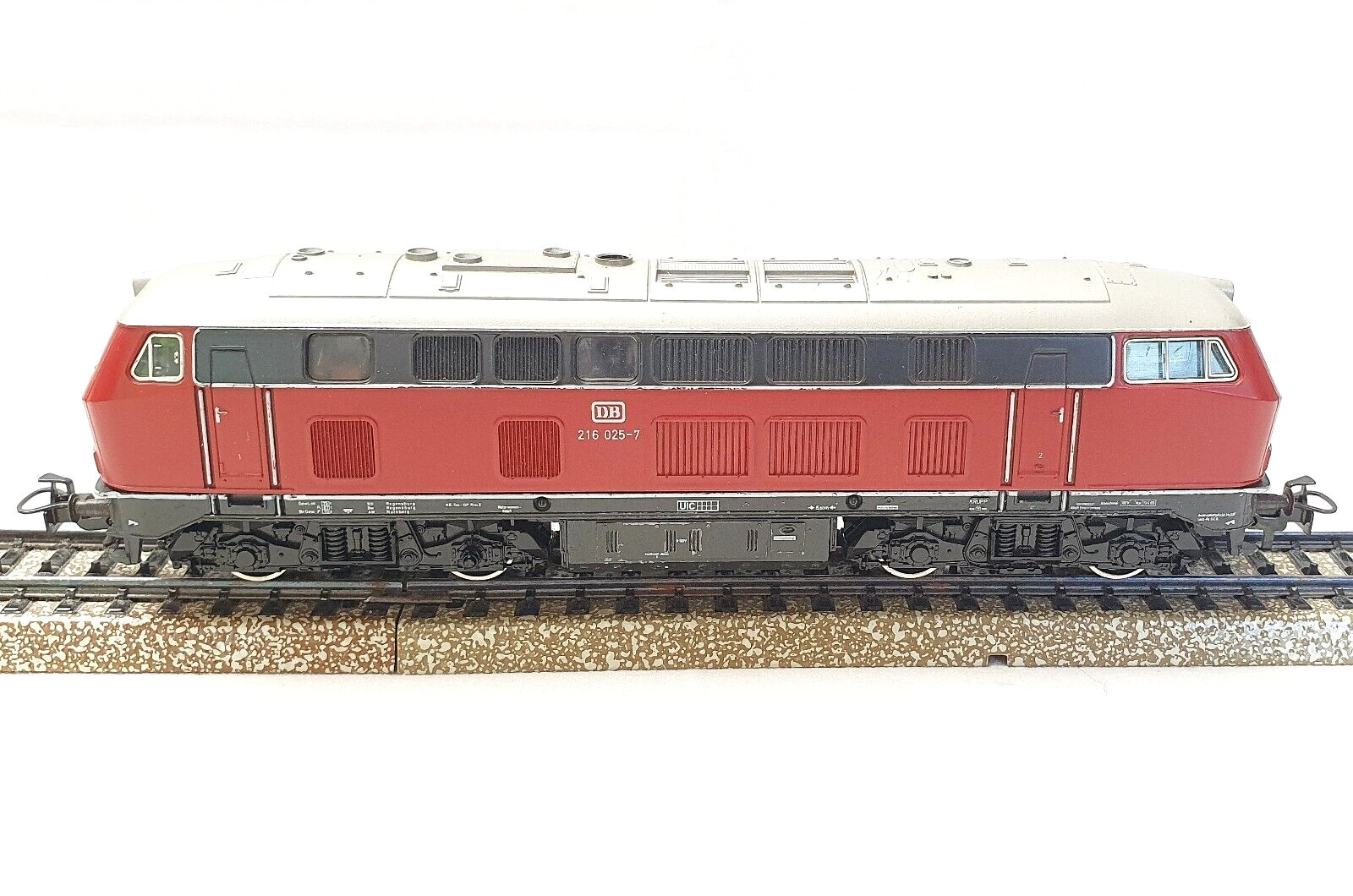 Marklin AC HO 1:87 German DB BR 216 “STANDARD DB” Red DIESEL LOCOMOTIVE MIB`85!
