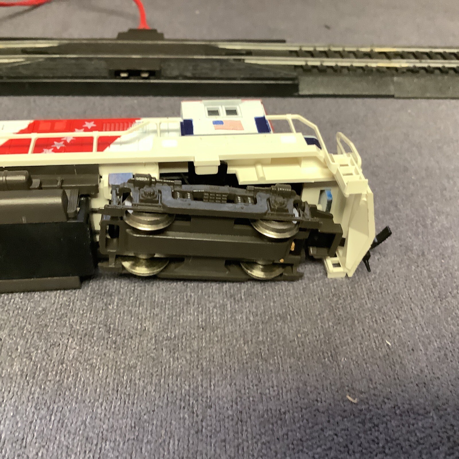 AHM HO ALCO CENTURY 424 5015 SPIRIT OF 1776 LOCOMOTIVE & CABOOSE Used Wrong Box