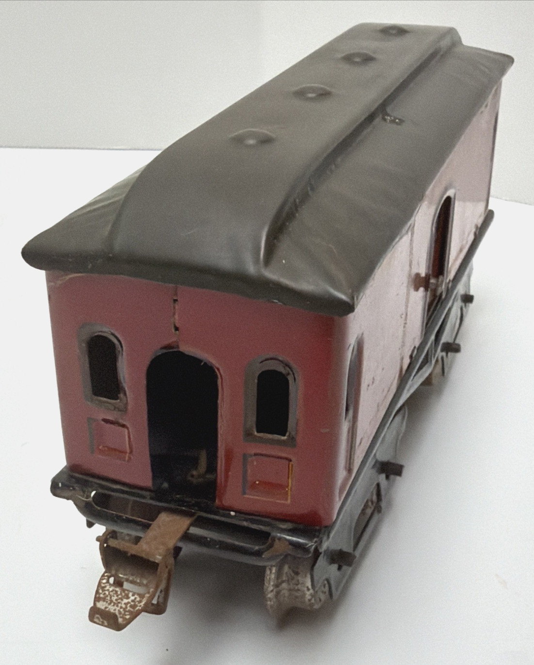 IVES PREWAR O-GAUGE #70 BAGGAGE CAR #2