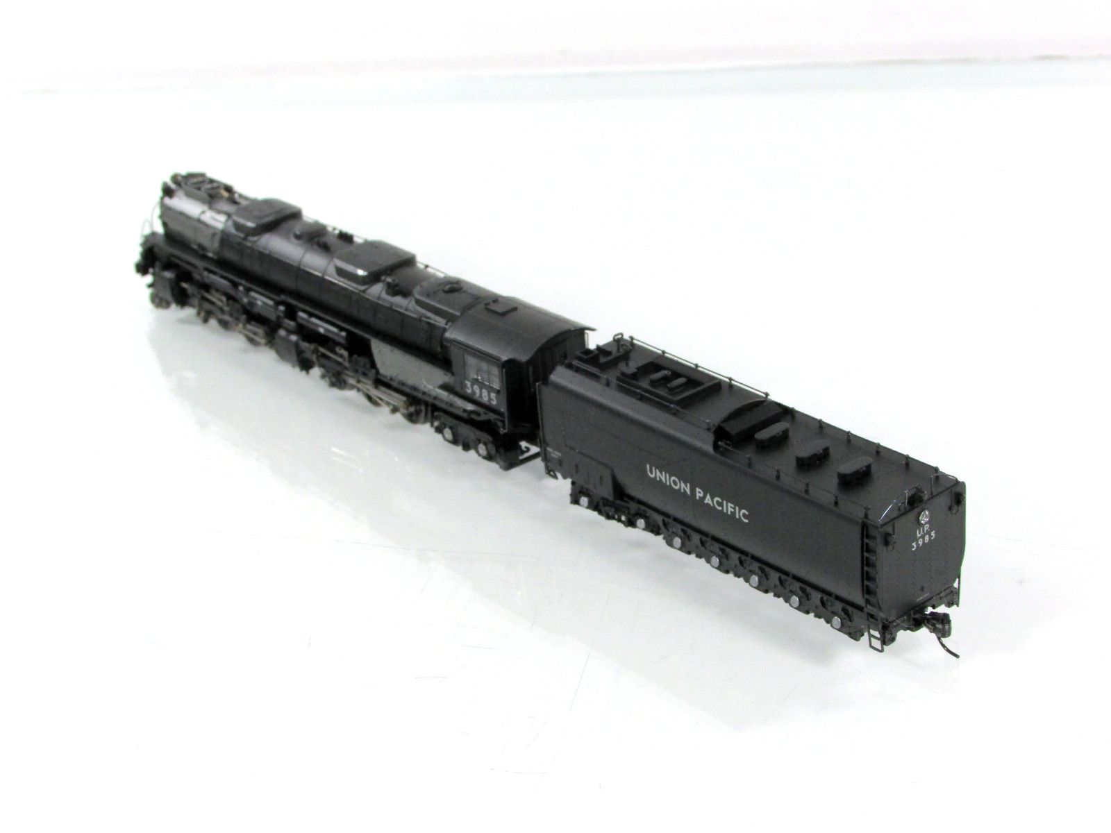 N Scale **UNION PACIFIC** 4-6-6-4 CHALLENGER #3985 – Athearn 22932, DCC Tsunami