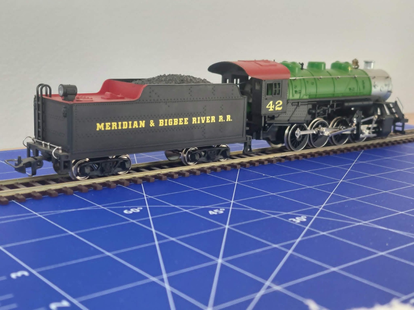 HO Mehano USA 2-8-0 Meridian & Bigbee River Railroad 42 steam locomotive