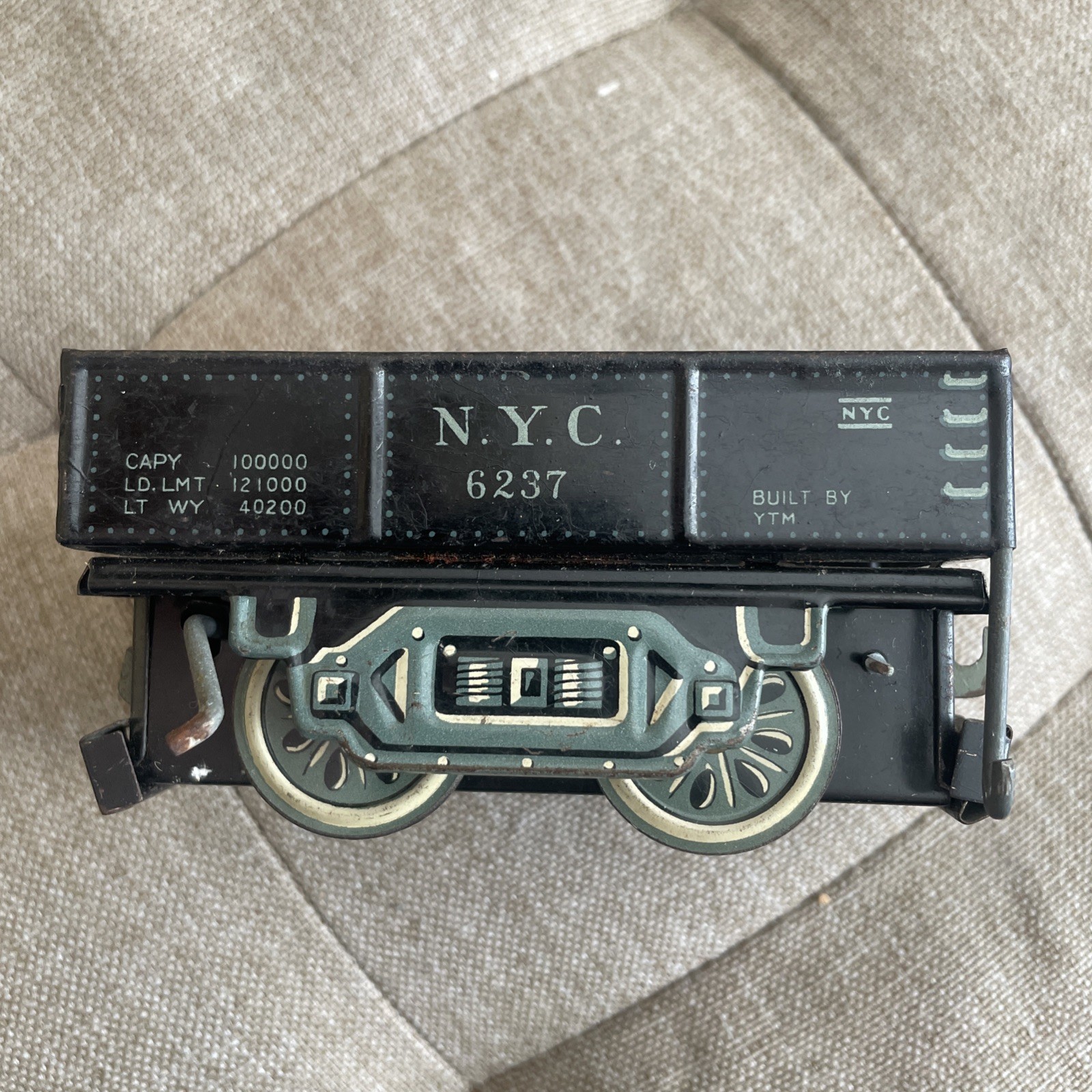 Marx O Gauge New York Central Steel Square Tender Plastic Coal Load Excellent
