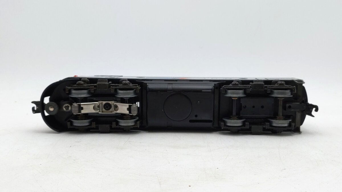 Lionel 6-8467 O Amtrak F3A Non-Powered Diesel Locomotive