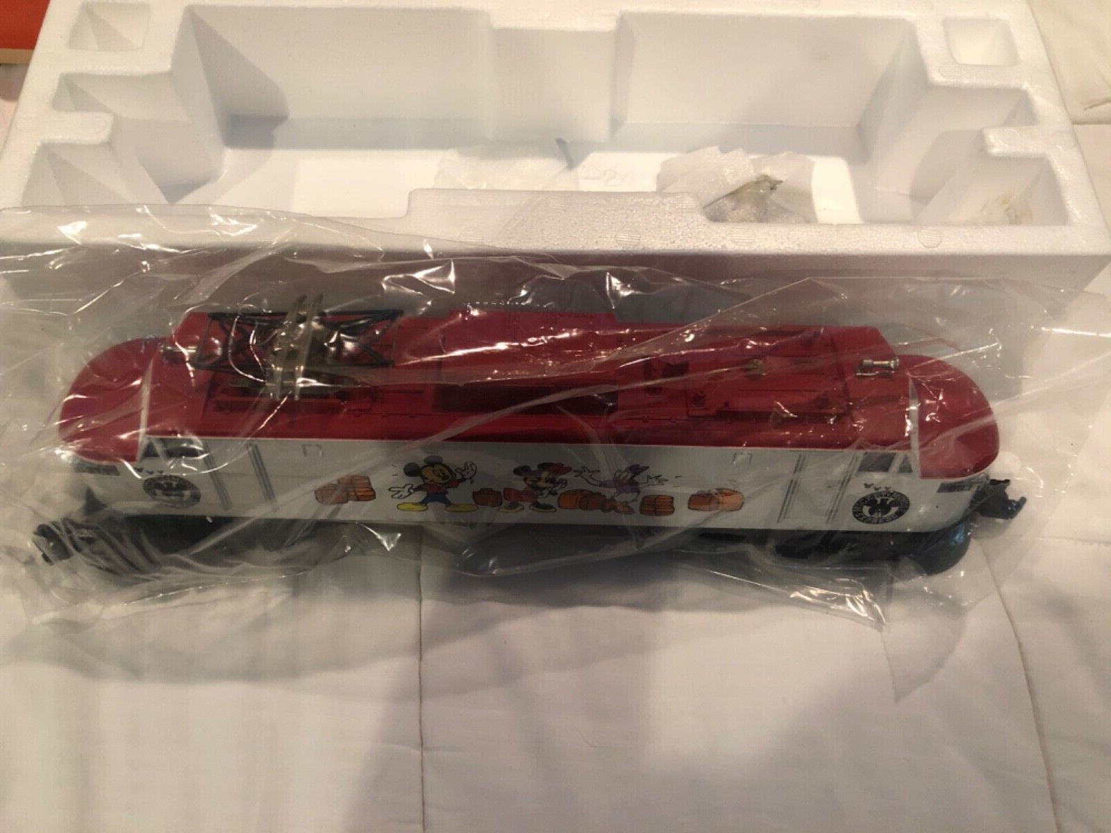 Lionel 6-18311 O Gauge Disney Mickey Mouse EP-5 Electric Locomotive #8311 NIB