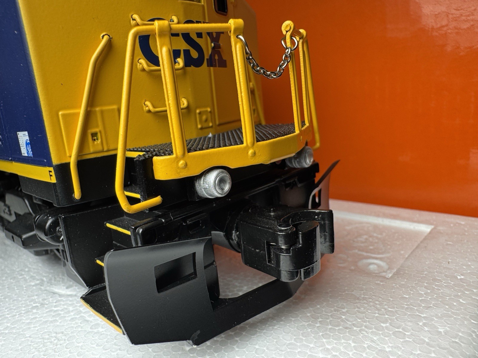 Lionel LEGACY 6-39584 CSX Dash 9-44CW diesel engine #9048 LNIB
