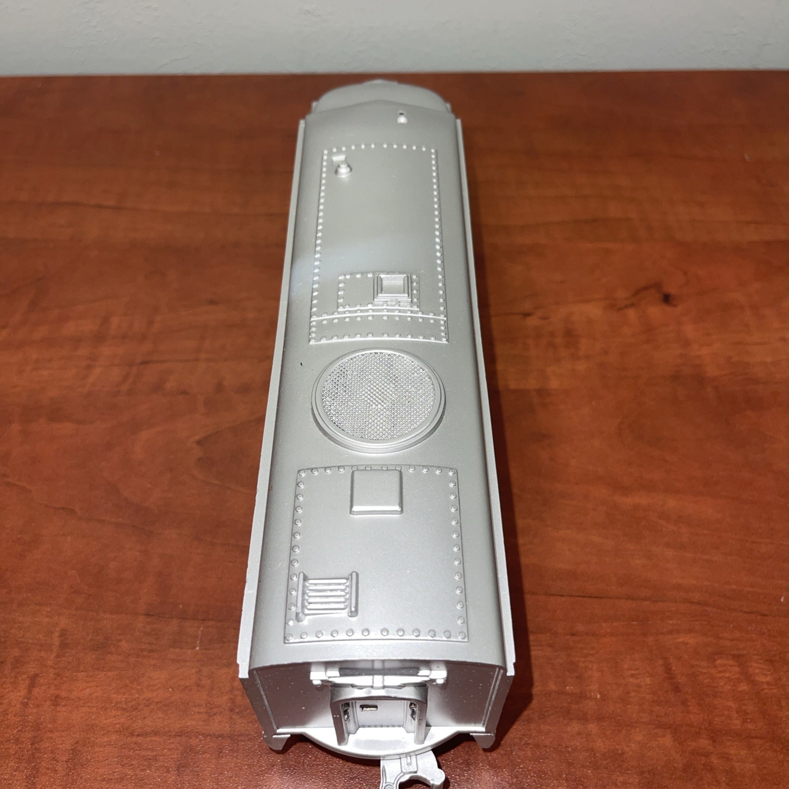 KMT Kusan Auburn Train 2716 ALCO DIESEL LOCOMOTIVE BURLINGTON SHELL No Motor