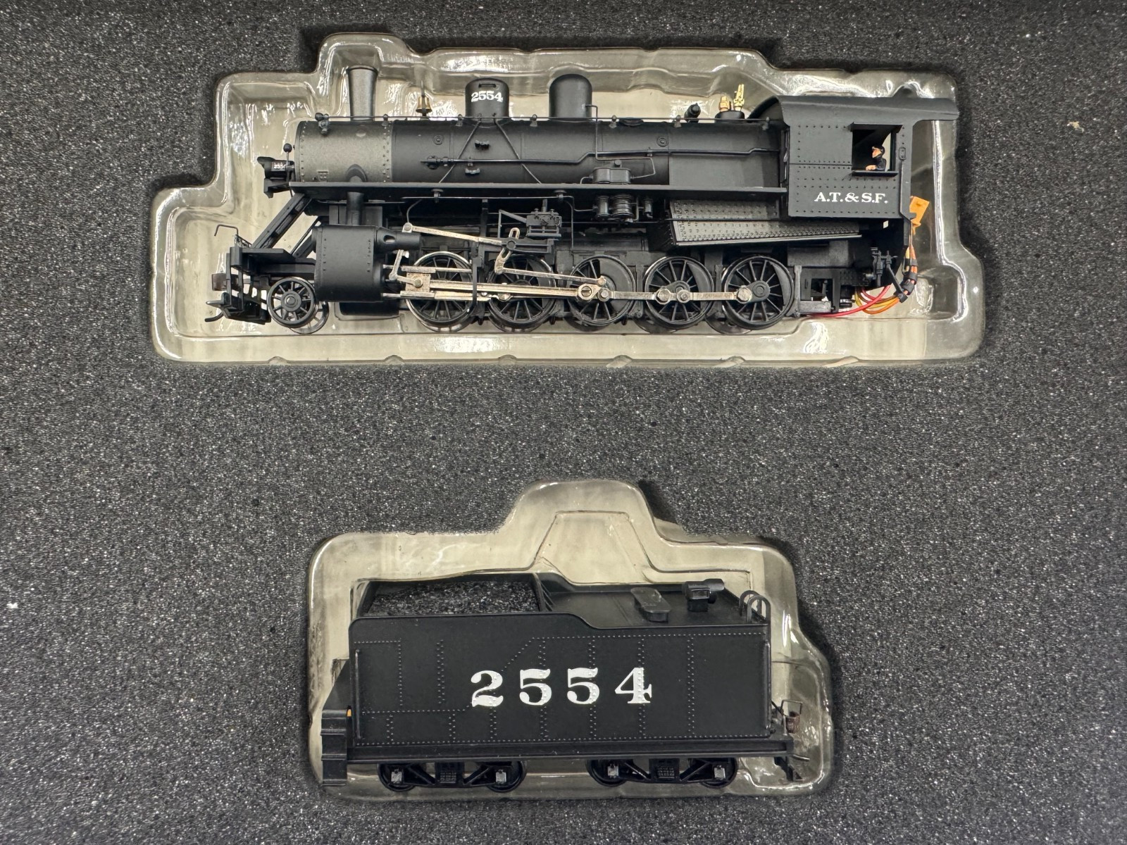 Bachmann Spectrum HO Russian Decapod 2-10-0 Steam Locomotive & Tender 81701
