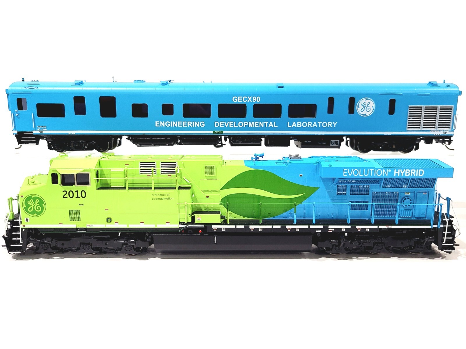 Overland OMI Ajin GE ES44AC Hybrid Evolution Test Car Set #AJ-2010-1 HO Brass
