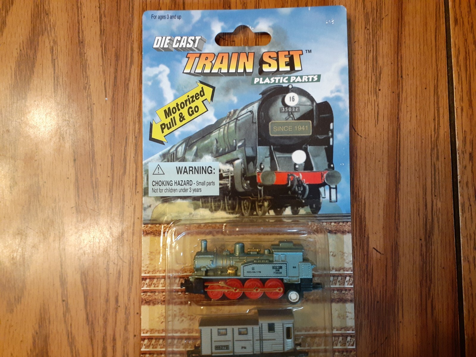 Die Cast Train Set Motorized Pull & Go Plastic Parts Soma International 35050N