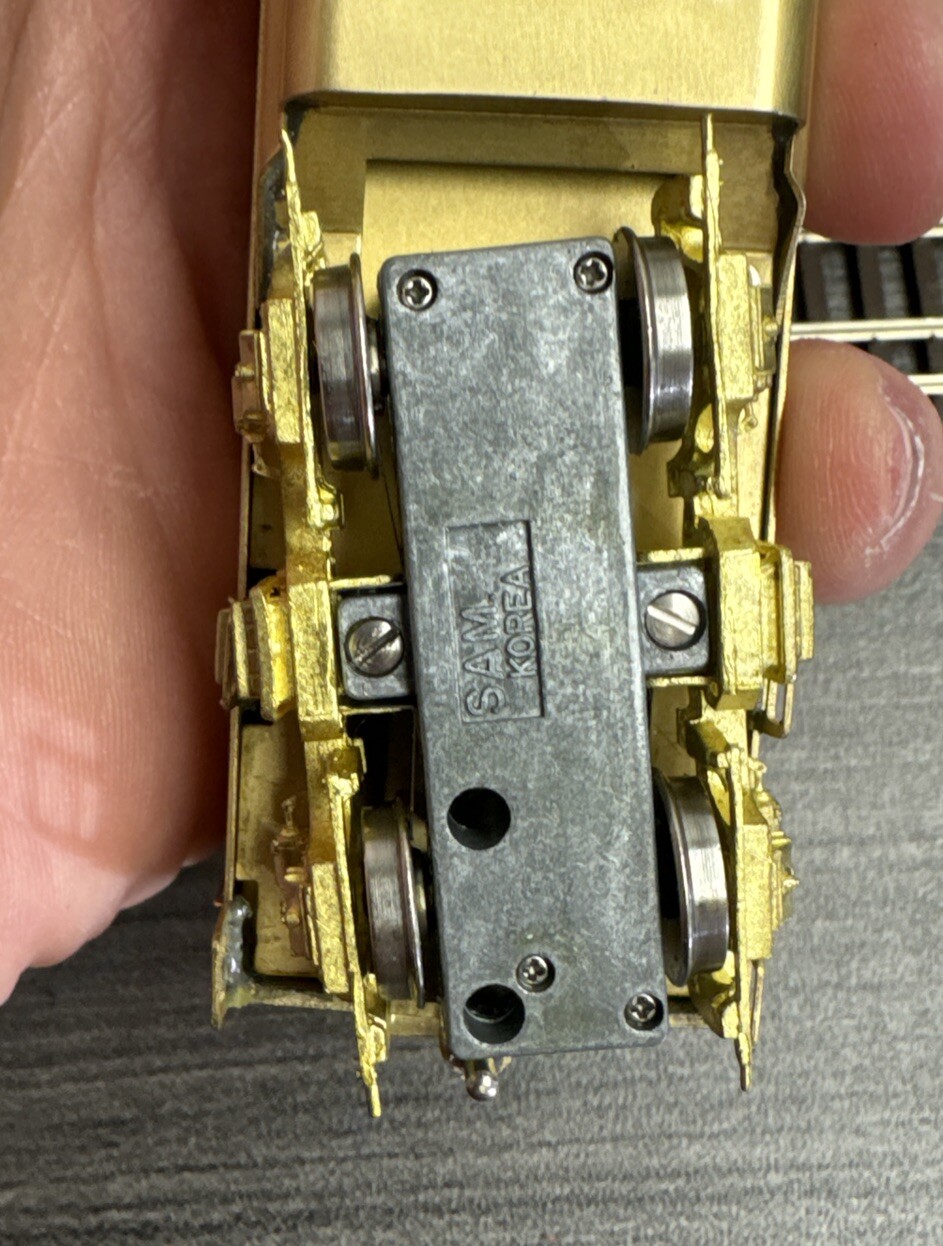 The Train Shop HO Brass E.M.D. FT A&B Diesel Locomotive Set – MINT & Unpainted!
