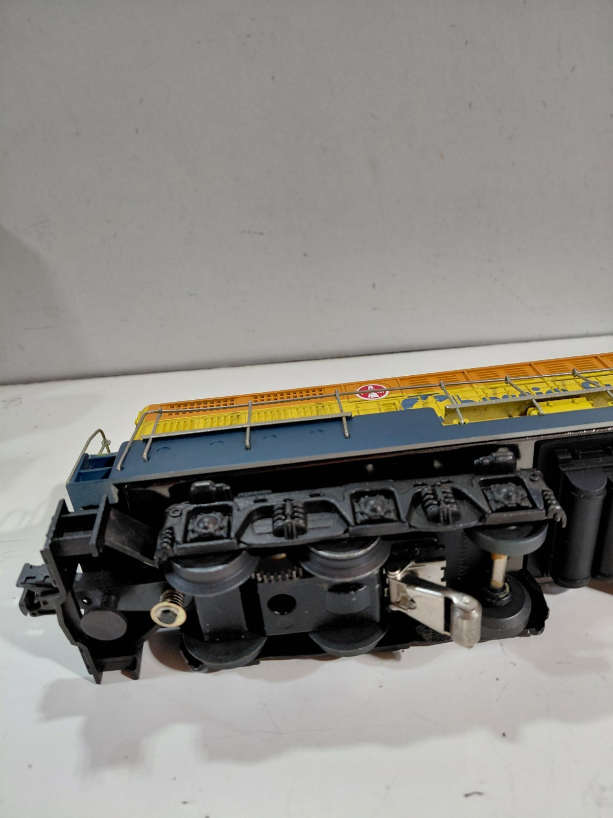 Williams 1909 O Gauge Model Railroad Chessie FM Trainmaster Diesel Locomotive