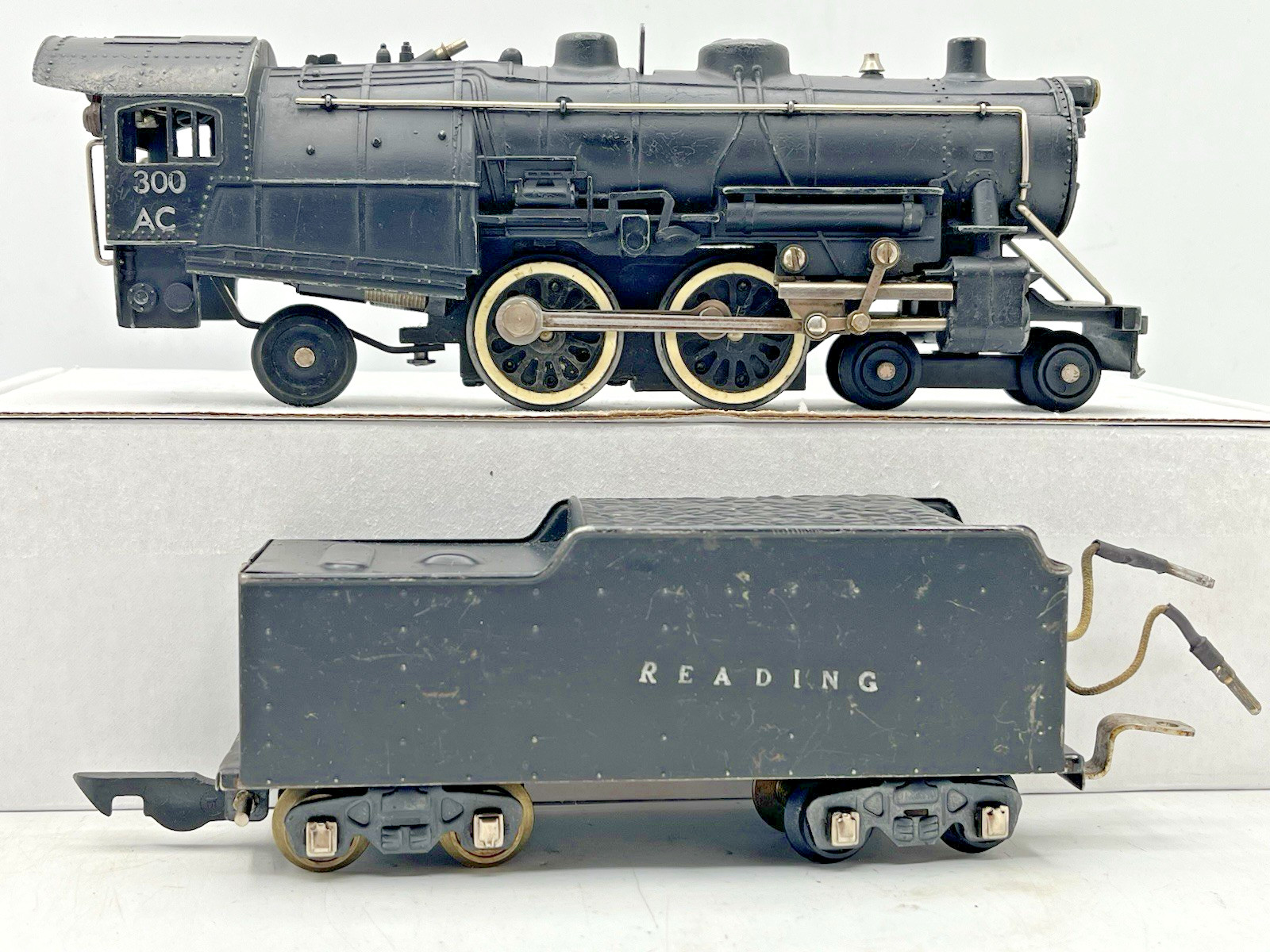 Gilbert American Flyer S Gauge 1948 #300AC Reading Atlantic Loco/Tender