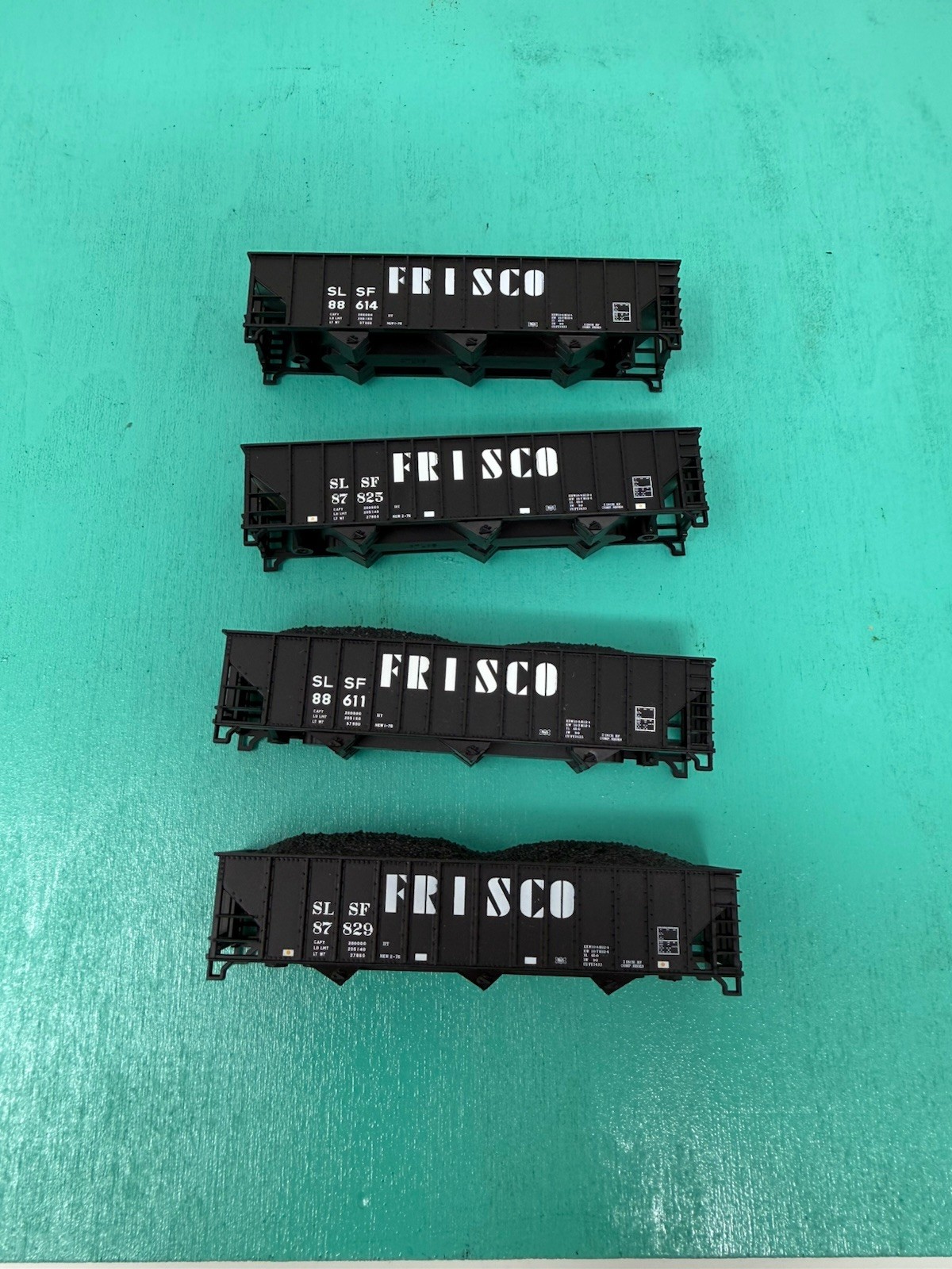 Atlas N – 90 Ton Hopper – No Trucks / Package – Frisco Set Of 4