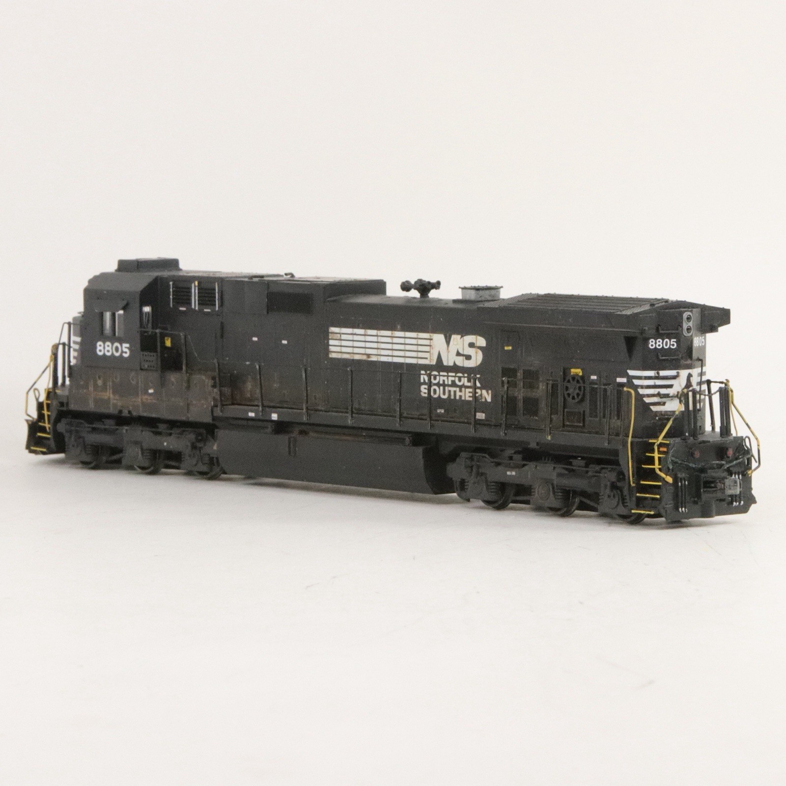 Kato HO Norfolk Southern NS #8805 C44-9W Dash 9 Custom Kitbashed Unit DC Powered