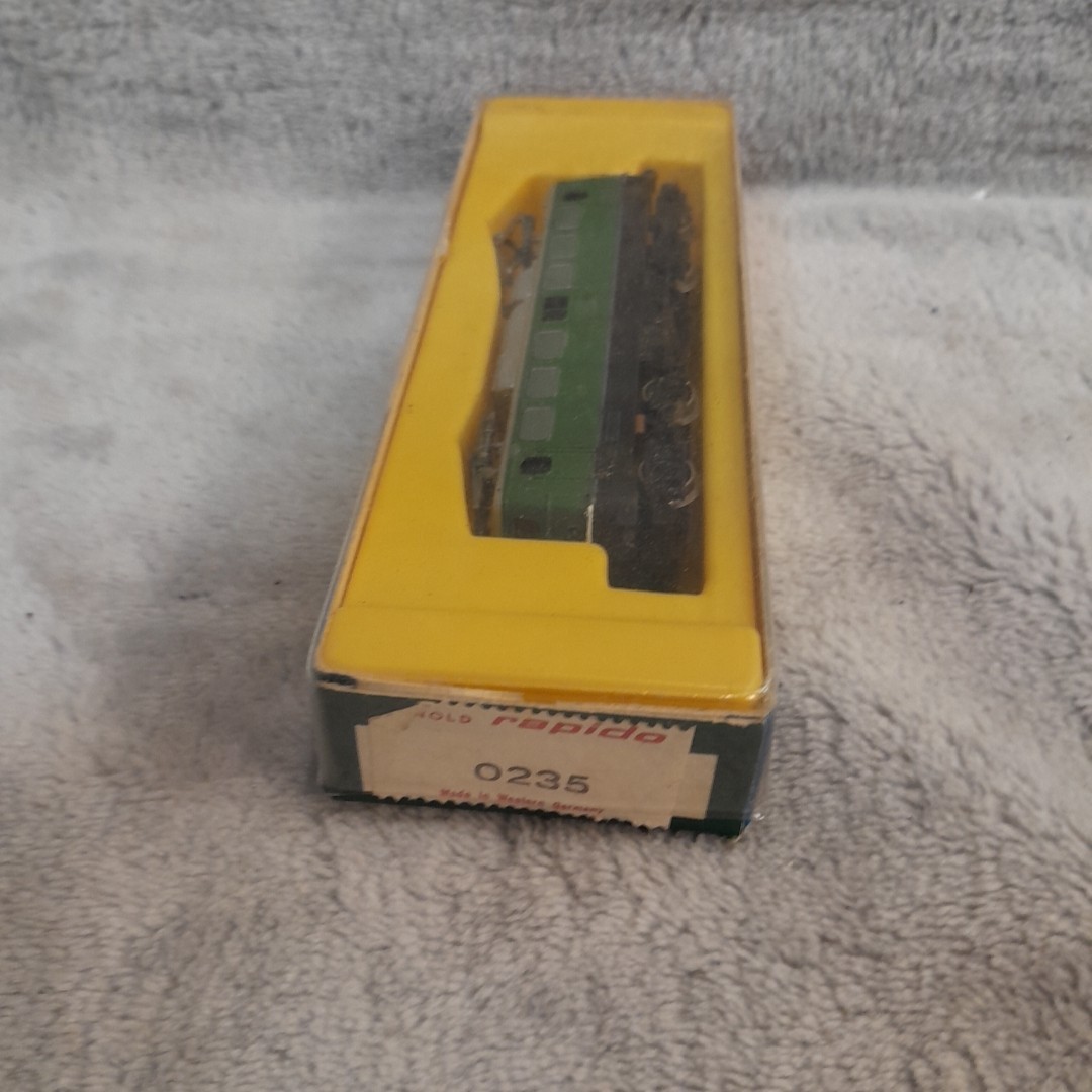 N Scale 9mm 1:160 Arnold Rapido 0235 Electric Locomotive Green Vintage-As Is