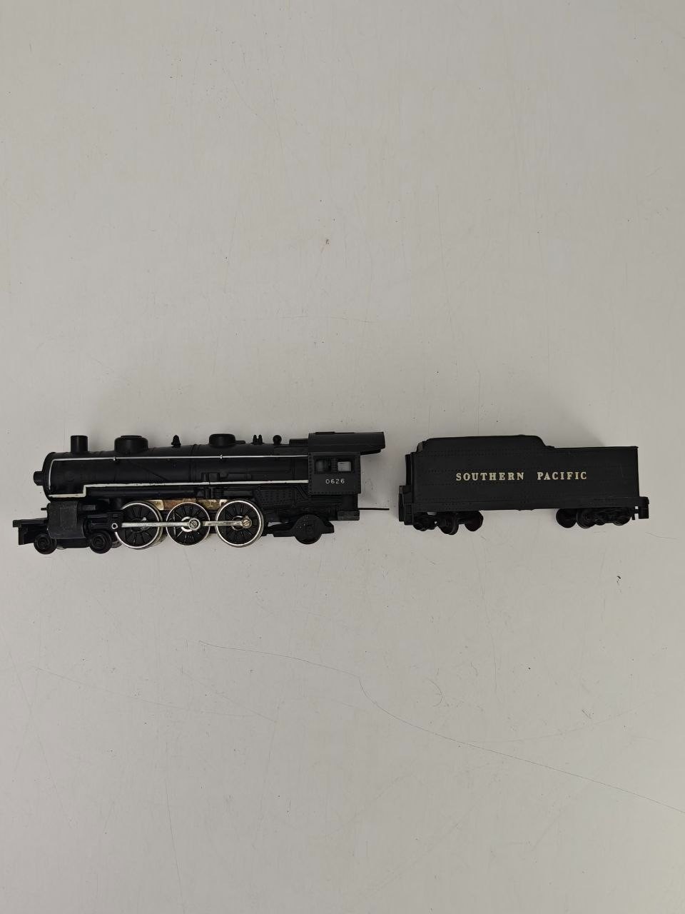 Lionel HO 0626 Southern Pacific Steam Locomotive Tender READ