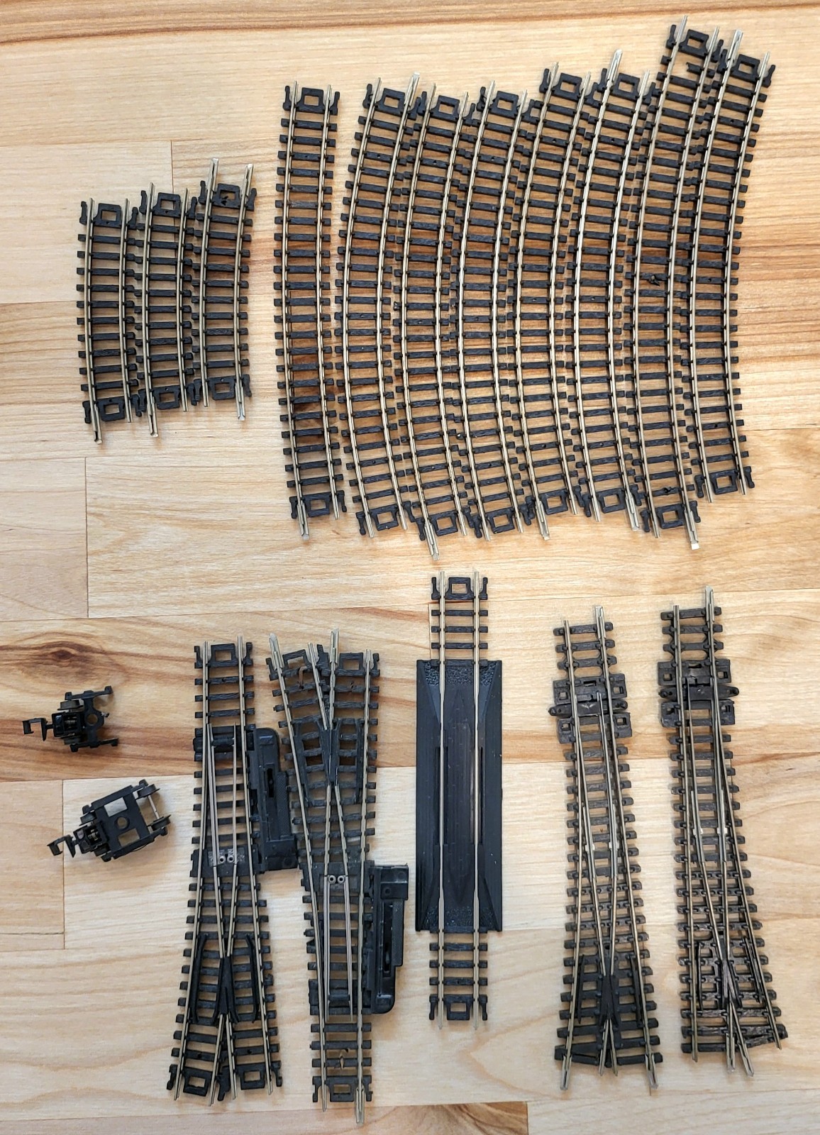 6 Atlas N Scale Trains 2 Locomotives Plus Extras Austria