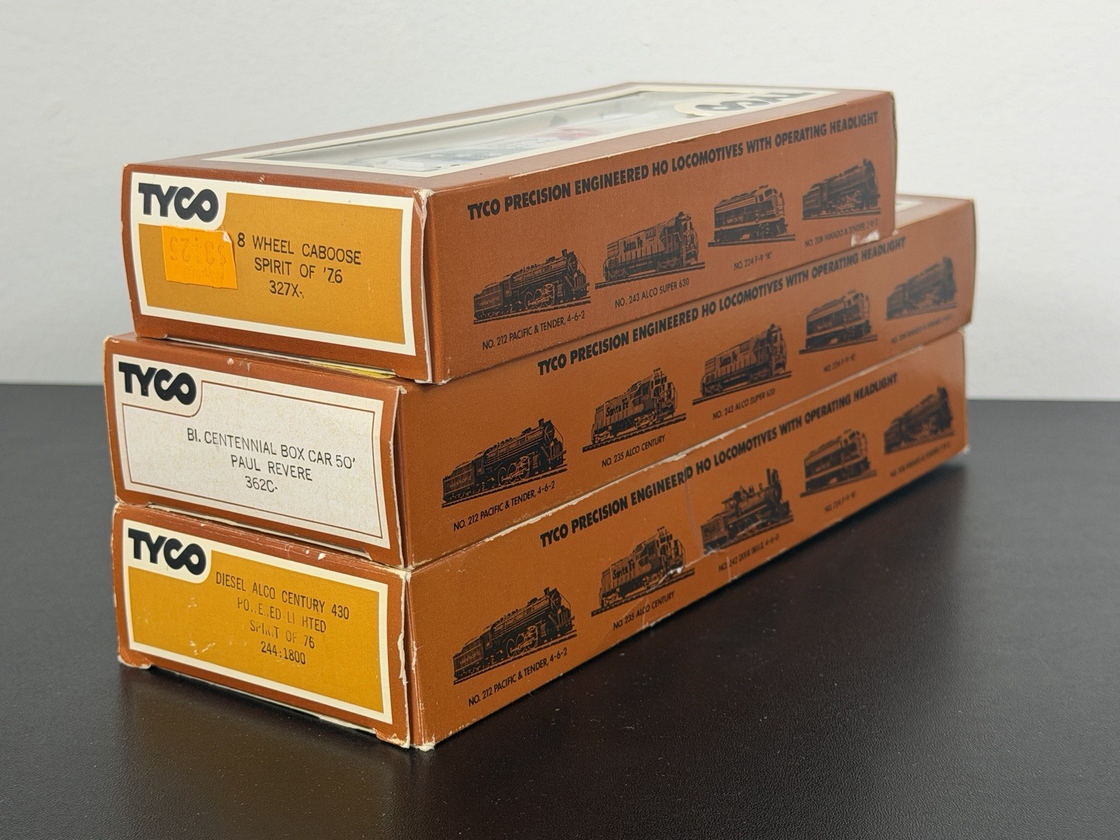 NEW NOS Tyco 1776 Alco 430 Powered Lighted Diesel Spirit Of 76 w/ Caboose & Car