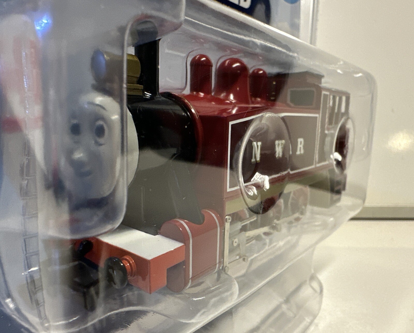 Bachmann HO Scale Thomas & Friends Rosie Red Engine W/ Moving Eyes #58819