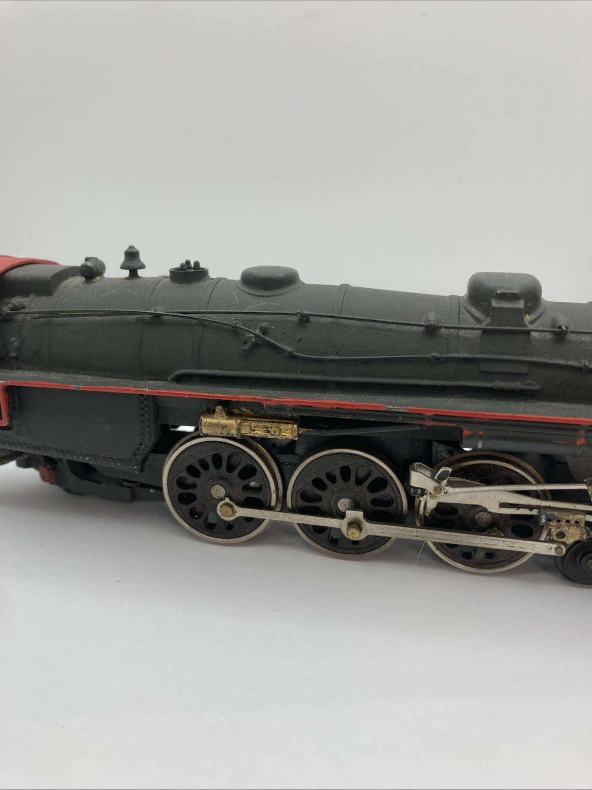 Vintage Unbranded Train HEAVY Metal Locomotive Looks Great Untested 7” Long