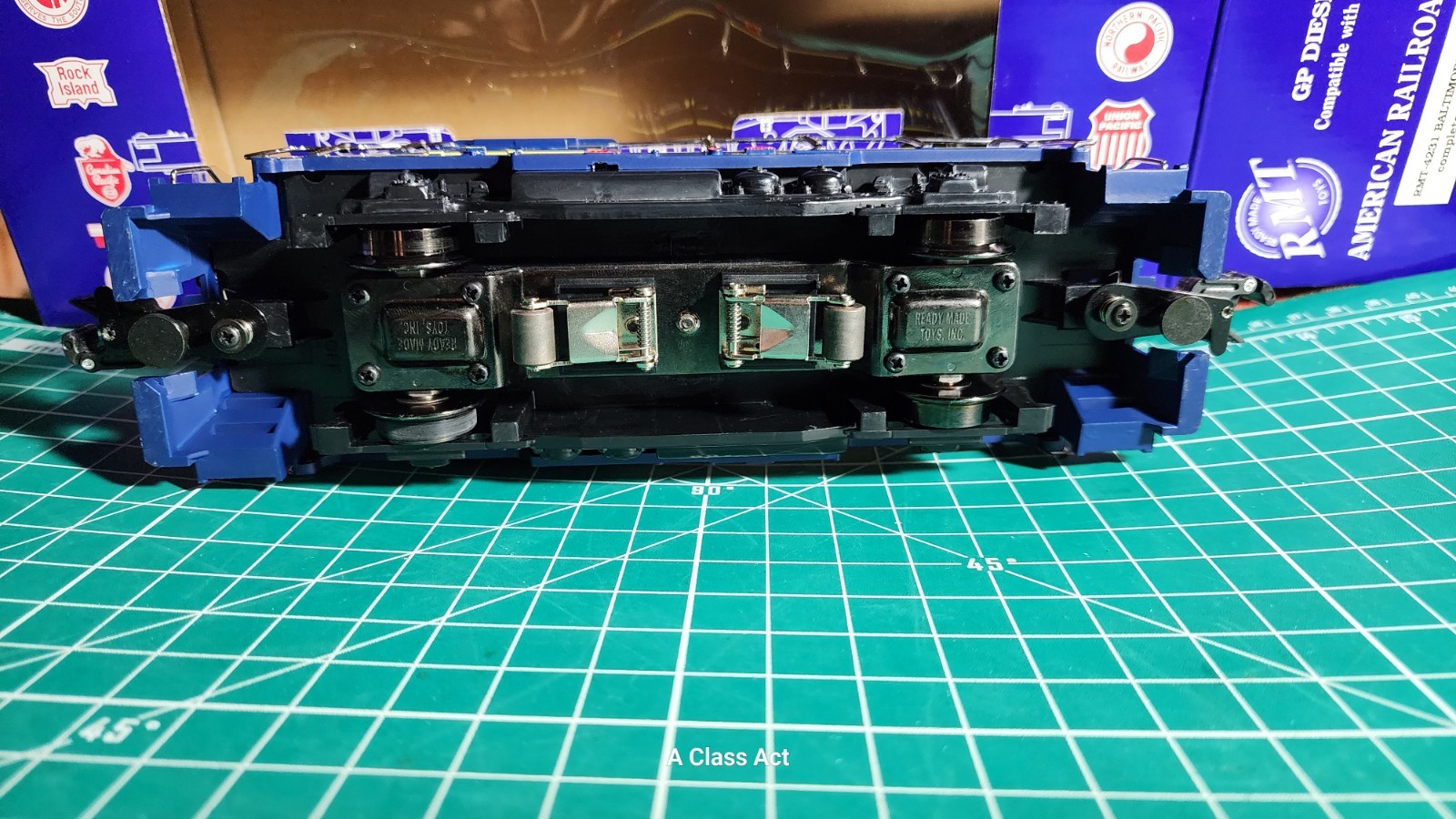 American Railroad Legends RMT-4231 Baltimore And Ohio GP Diesel O Loco NEW M65