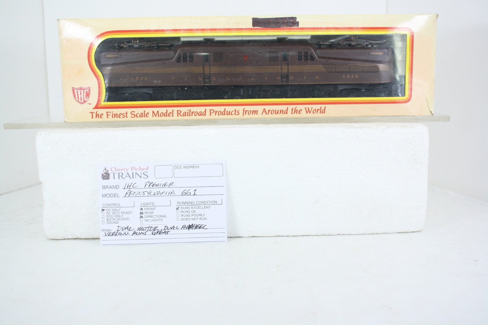 HO Scale IHC Pennsylvania Railroad GG1 Electric Dual Motor PRR 4828 Kadees