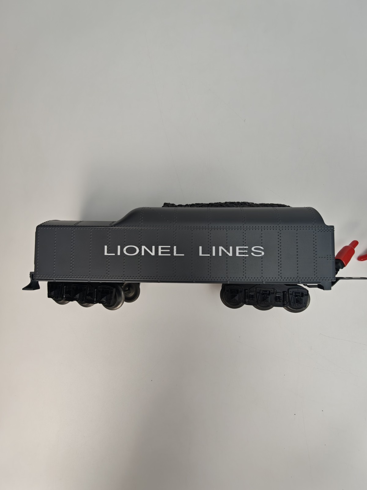 Lionel 1668E K-4 Torpedo Locomotive w/Sound Tender